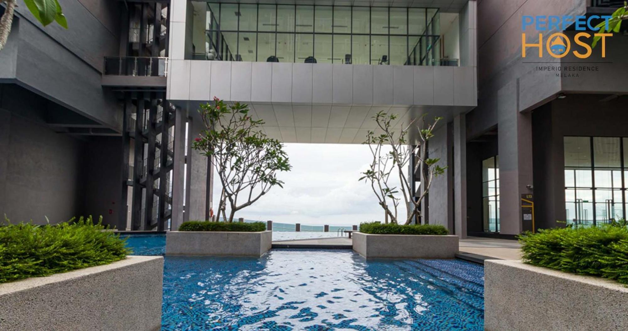 Imperio Residence Seafront By Perfect Host Малакка Экстерьер фото